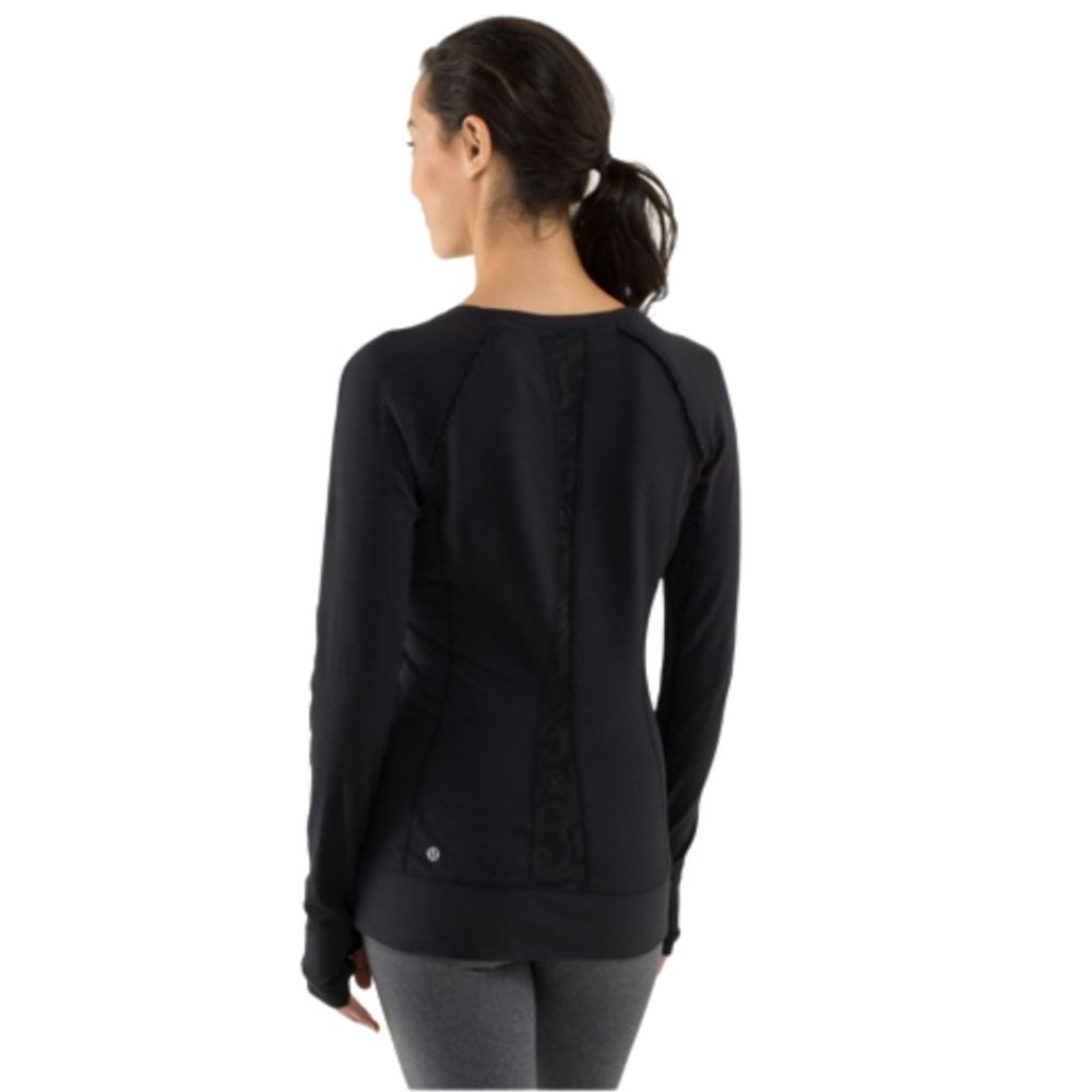 Lululemon Full Tilt Top Shirt Womens 6 Black Crew Neck Long Sleeve Ruffle Run - Picture 3 of 12